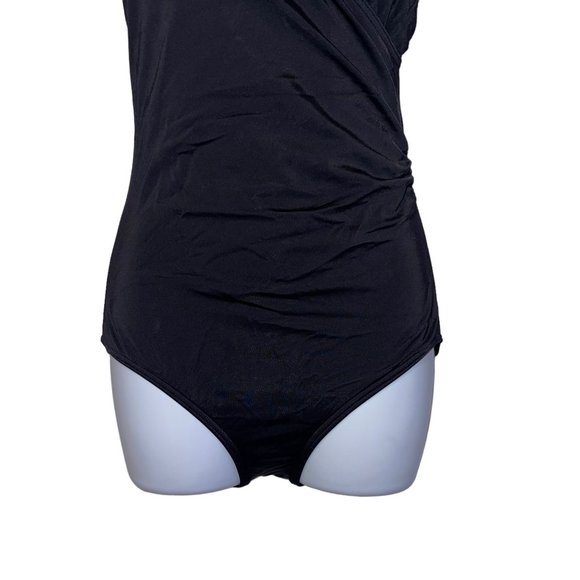 Lands End Womens One Piece Swimsuit 8 Swimwear Black Wire Free Bra Padding Beach - Picture 3 of 10